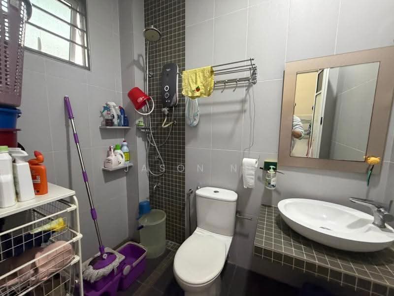 Semi-Detached House for Sale in Selayang (Selangor) - Jason Ng - Bathroom - PropertyGuru.com.my