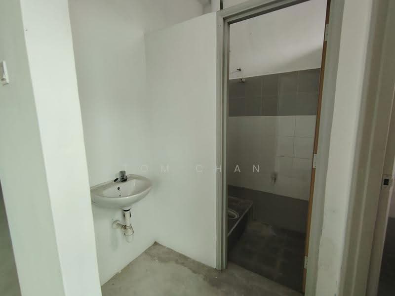 Kedai / Pejabat untuk Disewa di Bemban (Melaka) - Tom Chan - PropertyGuru.com.my