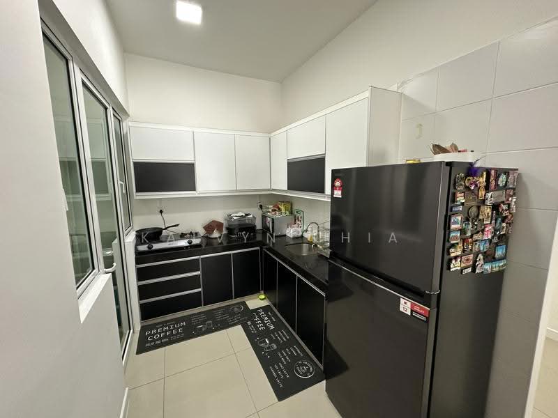 Condominium for Sale at Le Yuan Residence - Kalvyn Chia - Kitchen - PropertyGuru.com.my