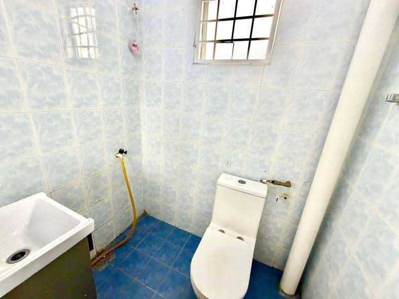 2-storey Terraced House for Sale in Taman Impian Bukit Naga (Shah Alam) - Mohammad Din Majid - Bathroom - PropertyGuru.com.my