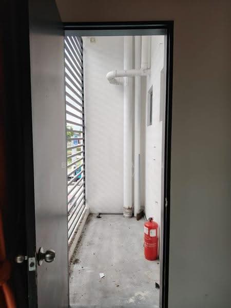 Shop / Office for Rent in Eco Majestic (Semenyih) - Benjamin Siew - Balcony - PropertyGuru.com.my