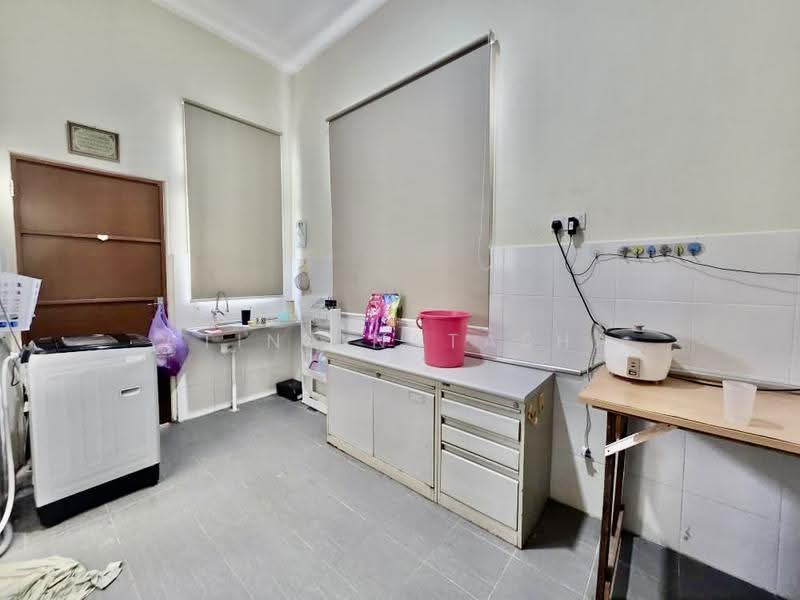1-storey Terraced House for Sale in Kuantan (Pahang) - Atina Natasha - Kitchen - PropertyGuru.com.my