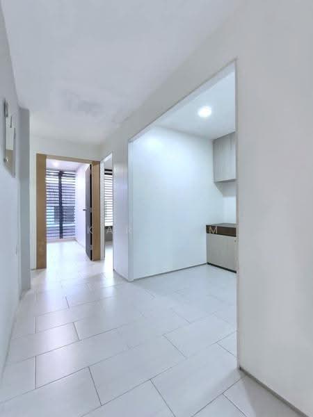 Rumah Teres 2-Tingkat untuk Dijual di Taman Johor Jaya (Johor Bahru) - Karl Lim - Corridor - PropertyGuru.com.my