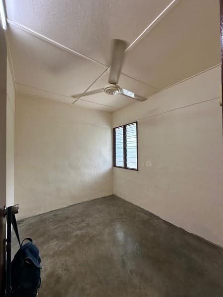 Flat for Sale at Apartment Dahlia B - YY Wong - Interior - PropertyGuru.com.my