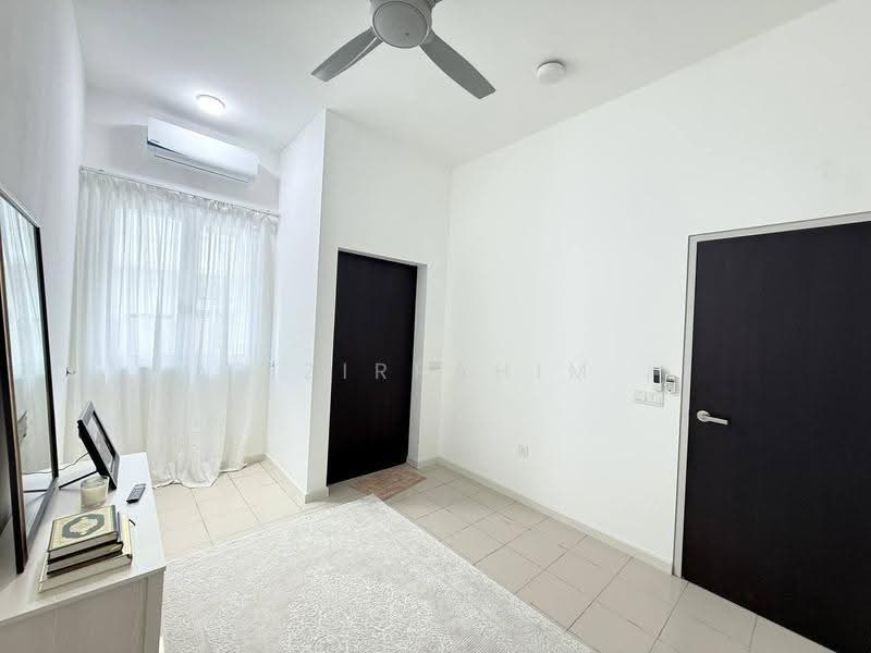 Rumah Teres 2-Tingkat untuk Dijual di Dengkil (Selangor) - Azizirrahim . - Bedroom - PropertyGuru.com.my