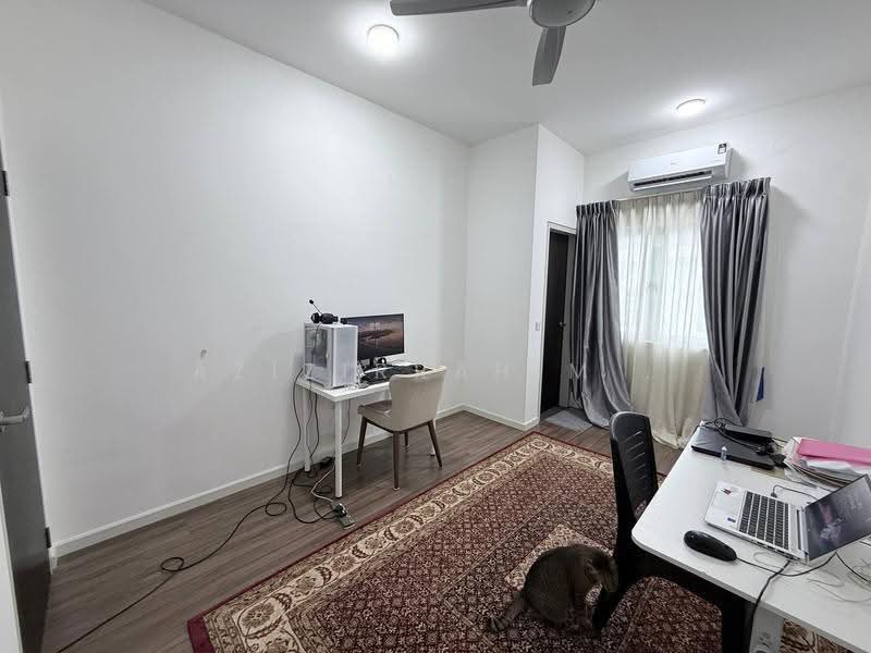 Rumah Teres 2-Tingkat untuk Dijual di Dengkil (Selangor) - Azizirrahim . - Study - PropertyGuru.com.my