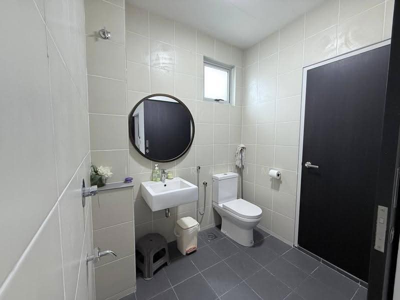 Rumah Teres 2-Tingkat untuk Dijual di Dengkil (Selangor) - Azizirrahim . - Bathroom - PropertyGuru.com.my