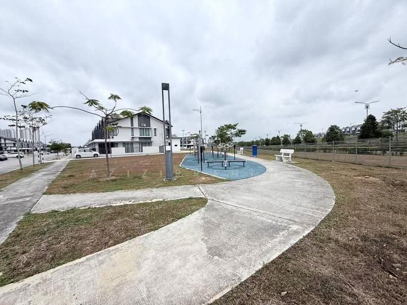 Rumah Teres 2-Tingkat untuk Dijual di Dengkil (Selangor) - Azizirrahim . - Exterior - PropertyGuru.com.my