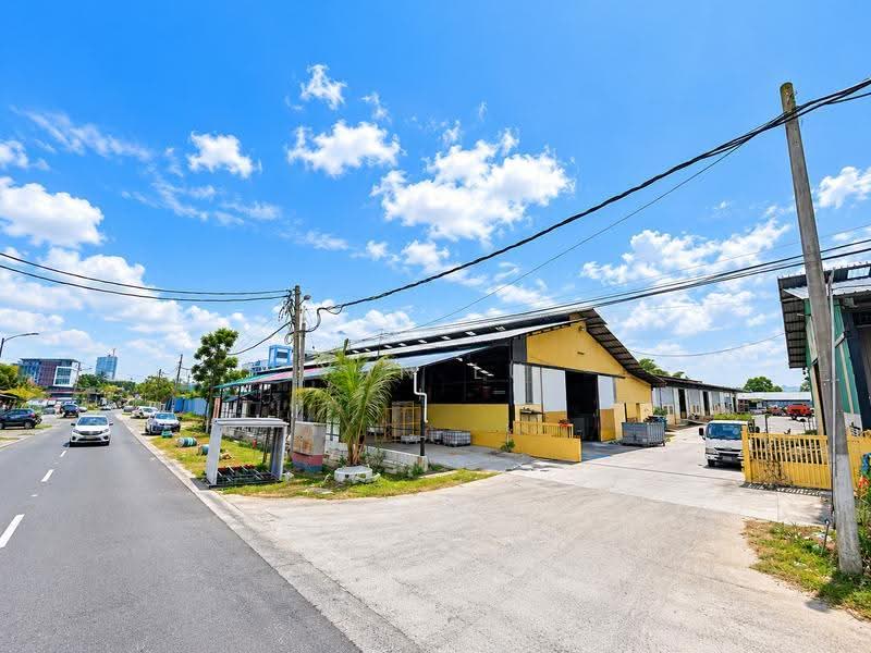 Shop / Office for Rent in Subang Bestari (Shah Alam) - Yan Lu - Exterior - PropertyGuru.com.my