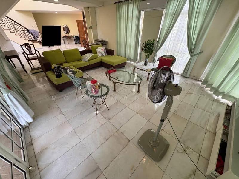Bungalow House for Sale in Sultan Abdul Aziz Shah Golf & Country Club (Shah Alam) - Mohammad Din Majid - Living Room - PropertyGuru.com.my