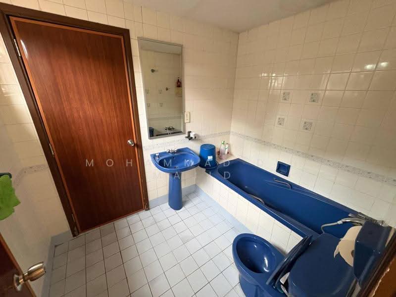 Bungalow House for Sale in Sultan Abdul Aziz Shah Golf & Country Club (Shah Alam) - Mohammad Din Majid - PropertyGuru.com.my
