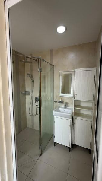 2-storey Terraced House for Sale in Kota Emerald (Rawang) - Kelton Foo - Bathroom - PropertyGuru.com.my