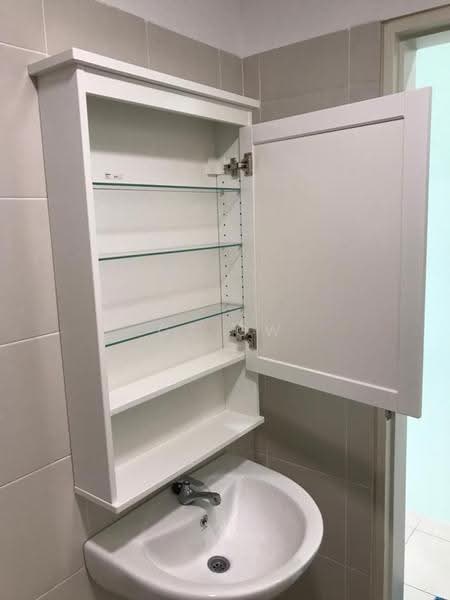 Kondominium untuk Disewa di Lakeville Residence - CS OW - Bathroom - PropertyGuru.com.my