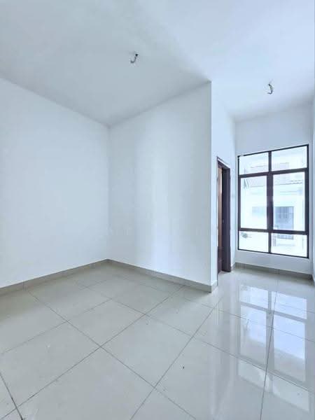 2-storey Terraced House for Sale in Taman Seri Austin (Tebrau) - Karl Lim - Interior - PropertyGuru.com.my