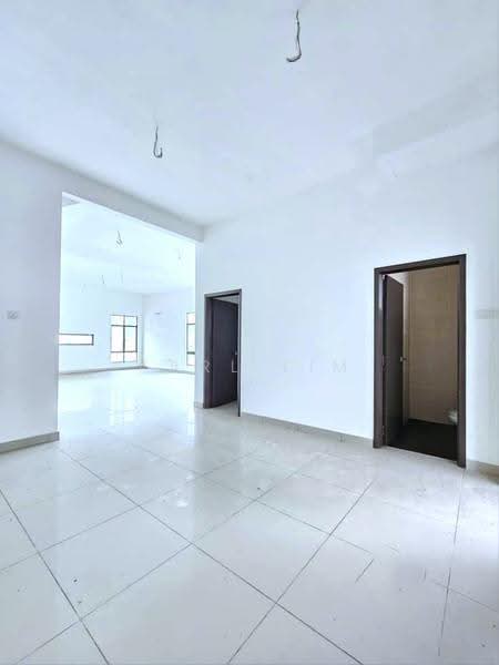 2-storey Terraced House for Sale in Taman Seri Austin (Tebrau) - Karl Lim - Interior - PropertyGuru.com.my