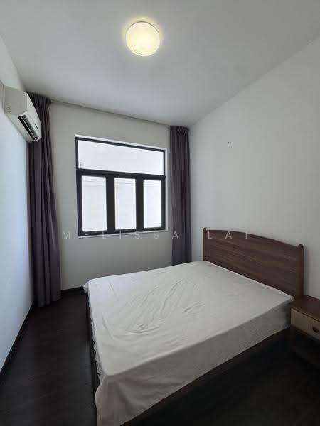 Kondominium untuk Disewa di Cerulean Bay @ Forest City - Melissa Lai - Bedroom - PropertyGuru.com.my