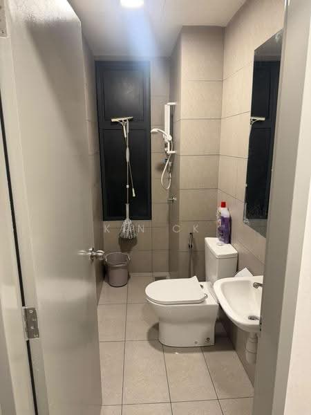 Kediaman Servis untuk Disewa di 168 Park Residensi Selayang - Kin CK - Bathroom - PropertyGuru.com.my