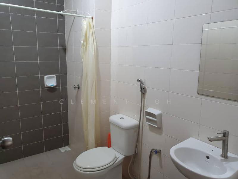 Townhouse for Sale in Taman Rekreasi Mutiara (MJC Mutiara Park) (Kuching) - Clement Toh - Bathroom - PropertyGuru.com.my