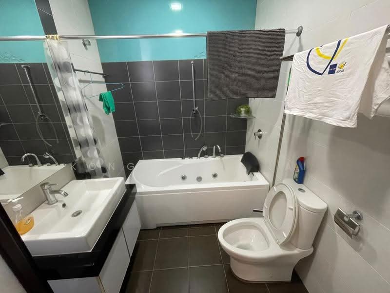 Rumah Teres 2-Tingkat untuk Dijual di Bandar Nusaputra (Puchong) - Kong Foong Lai - Bathroom - PropertyGuru.com.my