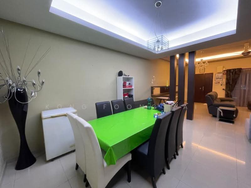 Rumah Teres 2-Tingkat untuk Dijual di Bandar Nusaputra (Puchong) - Kong Foong Lai - Dining Room - PropertyGuru.com.my