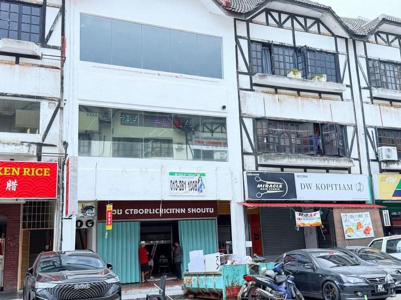 Shop for Rent in Sungai Long (Bandar Sungai Long) - Amber Lai - Exterior - PropertyGuru.com.my