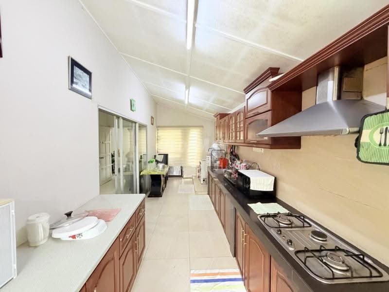 Rumah Banglo untuk Dijual di Rasah Kemayan (Seremban 2) - Rena Rahman - Kitchen - PropertyGuru.com.my