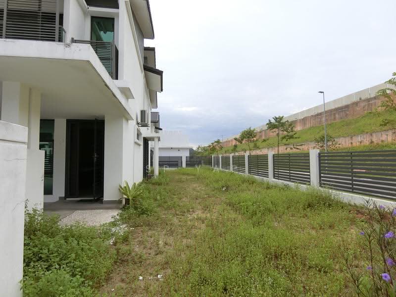2-storey Terraced House for Sale in Taman Glenmarie (Johor Bahru) - SP Yap - PropertyGuru.com.my