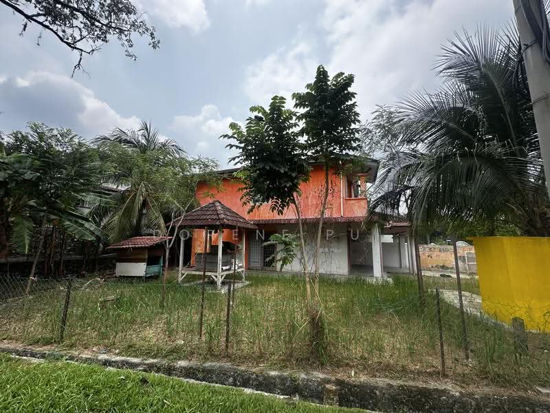 2-storey Terraced House for Sale in Bandar Putra Permai (Seri Kembangan) - Dorene Pui - Exterior - PropertyGuru.com.my