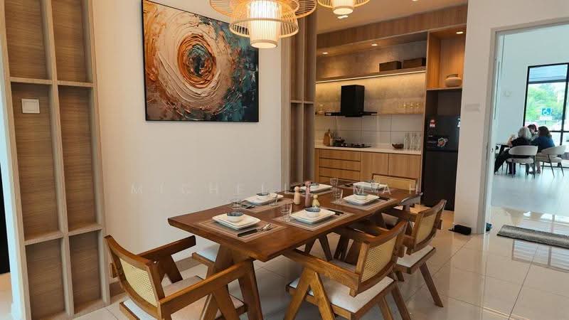 Condominium for Sale at Eight & Eight Condominium - Michelle Mah - Dining Room - PropertyGuru.com.my