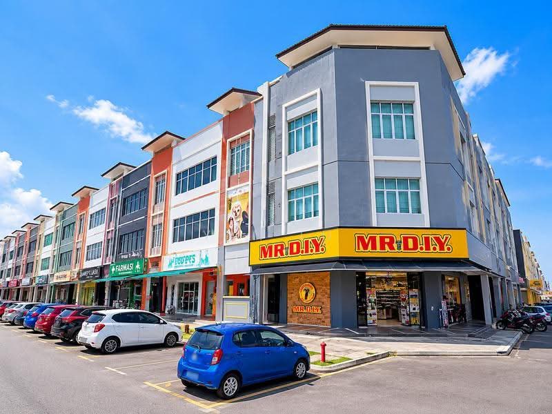Kedai / Pejabat untuk Disewa di U5, Taman Subang Bestari (Shah Alam) - Yan Lu - Exterior - PropertyGuru.com.my