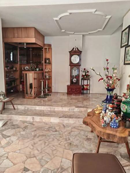 Semi-Detached House for Sale in Island Park (Jelutong) - Lynda Chan - Living Room - PropertyGuru.com.my