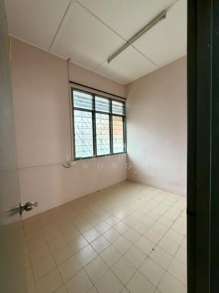 1-storey Terraced House for Sale in Taman Johor Jaya (Johor Bahru) - Vernice Wong - Interior - PropertyGuru.com.my