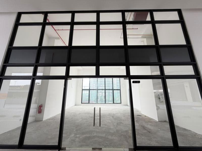 Ruang Niaga untuk Disewa di Seri Kembangan (Selangor) - Calvin Loke - Entrance - PropertyGuru.com.my