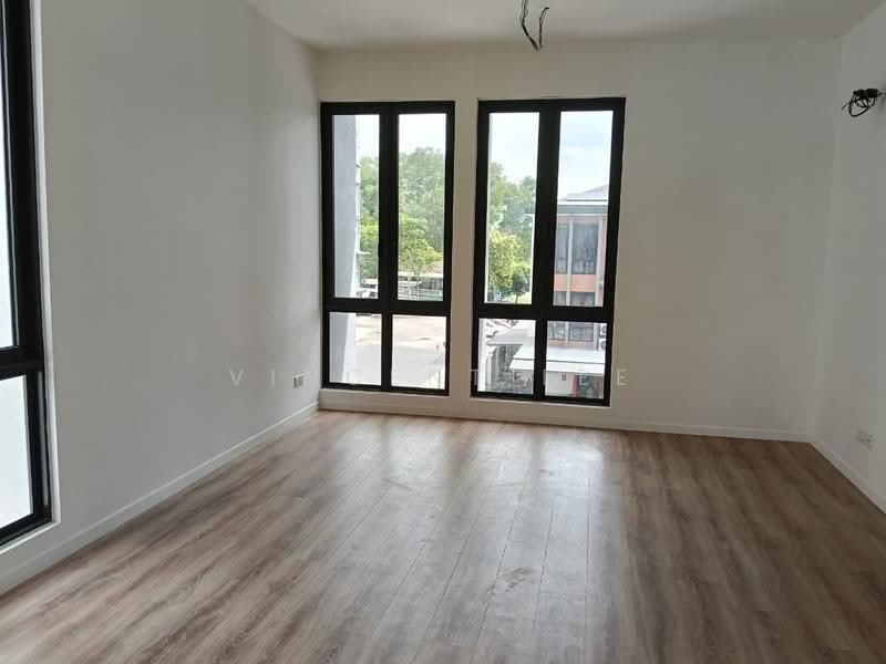 Rumah Teres 3-Tingkat untuk Dijual di Taman Puncak Jalil (Seri Kembangan) - Vincent Lee - Living Room - PropertyGuru.com.my