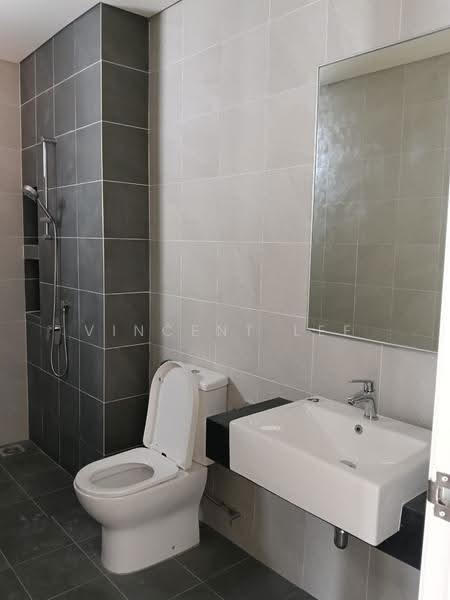 Rumah Teres 3-Tingkat untuk Dijual di Taman Puncak Jalil (Seri Kembangan) - Vincent Lee - Bathroom - PropertyGuru.com.my