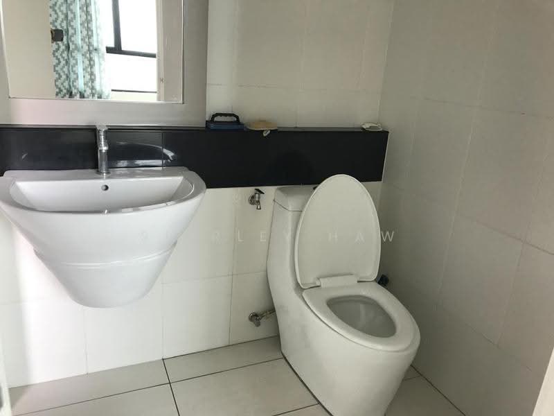 Service Residence for Rent at Sky Peak Residences - Shirley Haw - Bathroom - PropertyGuru.com.my