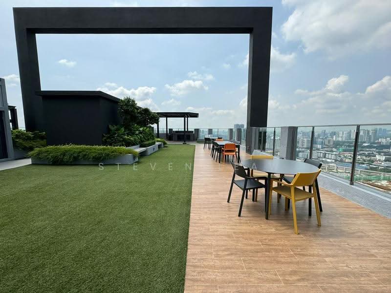 Kediaman Servis untuk Dijual di Sunway Velocity TWO - Steven Leaw - Roof - PropertyGuru.com.my