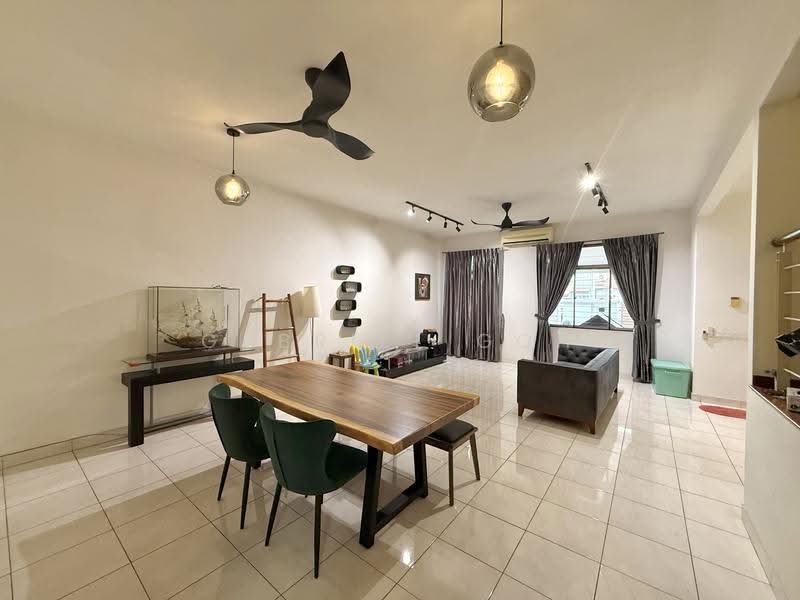 2-storey Terraced House for Sale in Setia Damai (Setia Alam) - GABRIEL GOH - Living Room - PropertyGuru.com.my