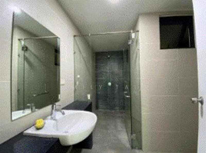 Kediaman Servis untuk Disewa di Pearl Suria - Emily Tai - Bathroom - PropertyGuru.com.my