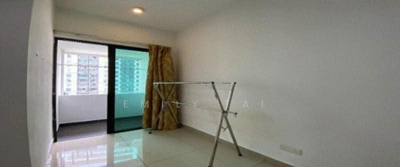 Kediaman Servis untuk Disewa di Pearl Suria - Emily Tai - Balcony - PropertyGuru.com.my