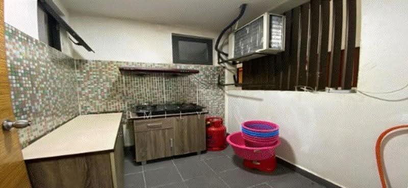 Kediaman Servis untuk Disewa di Pearl Suria - Emily Tai - Kitchen - PropertyGuru.com.my
