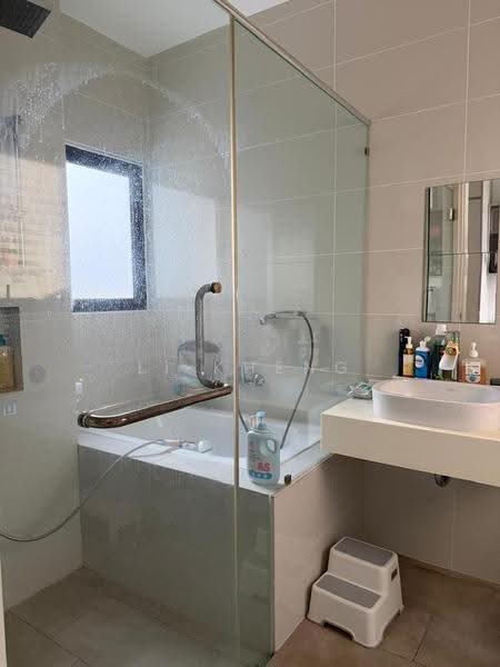 Condominium for Rent at Seri Puteri Hills - Li Kheng - Bathroom - PropertyGuru.com.my