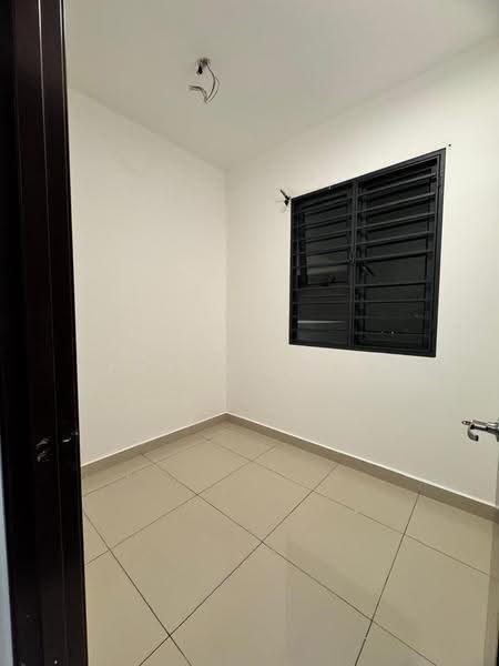 Kediaman Servis untuk Dijual di Symphony Tower (Menara Simfoni) - Jaycie Hew - Interior - PropertyGuru.com.my