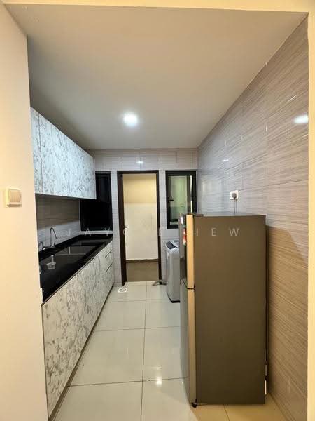 Kediaman Servis untuk Dijual di Symphony Tower (Menara Simfoni) - Jaycie Hew - Kitchen - PropertyGuru.com.my