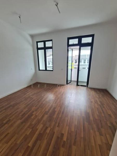 2-storey Terraced House for Rent in Eco Majestic (Semenyih) - Jeff Cheah - Living Room - PropertyGuru.com.my