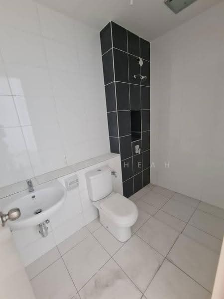 2-storey Terraced House for Rent in Eco Majestic (Semenyih) - Jeff Cheah - Bathroom - PropertyGuru.com.my