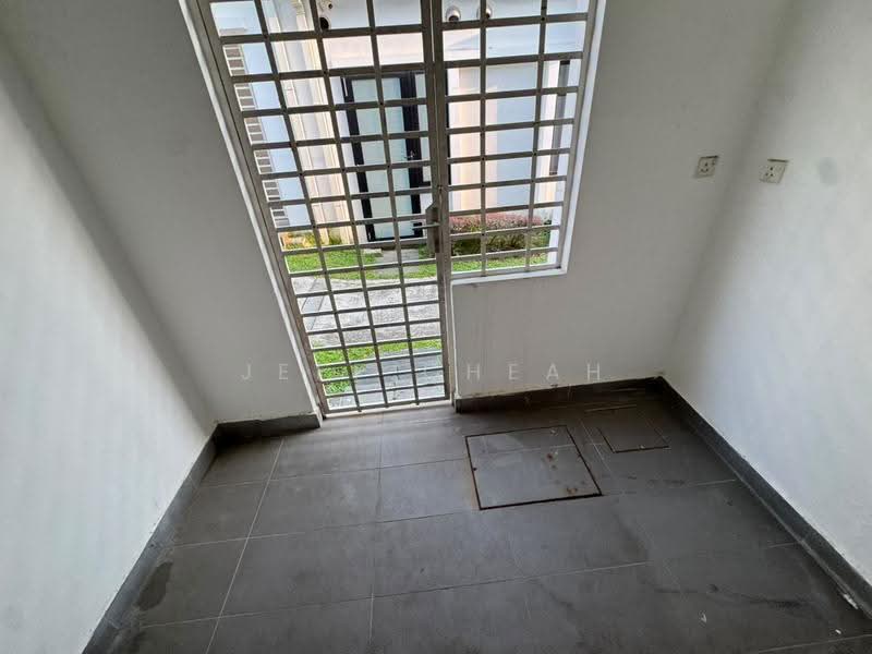 2-storey Terraced House for Rent in Eco Majestic (Semenyih) - Jeff Cheah - Exterior - PropertyGuru.com.my