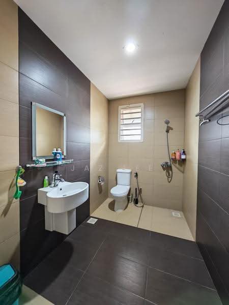 Semi-Detached House for Sale in Taman Pelangi (Johor Bahru) - Jaz Lee - PropertyGuru.com.my