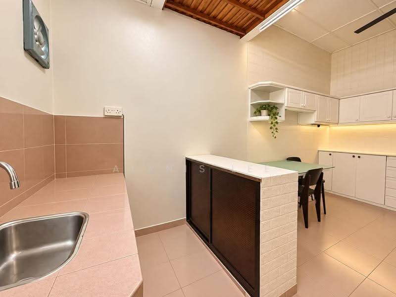 1.5-storey Terraced House for Sale in Taman Molek (Johor Bahru) - Alanis Lee - PropertyGuru.com.my