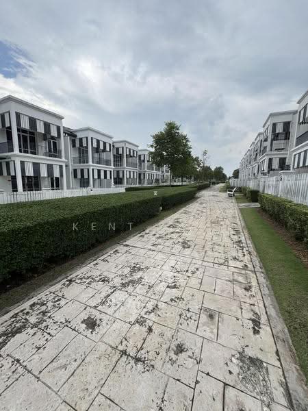 Rumah Teres 2-Tingkat untuk Dijual di Eco Majestic (Semenyih) - Kent Fong - Exterior - PropertyGuru.com.my